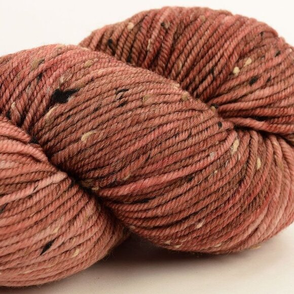 CHELSEA LUXE 2 Skein Rustic DK Yarn Hand Dyed Merino Donegal Color Exposed Brick - Picture 2 of 4